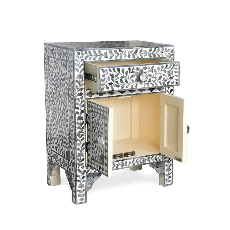 Akzentschrank mit Knochenintarsien – Lila-graues marokkanisches Blumendesign