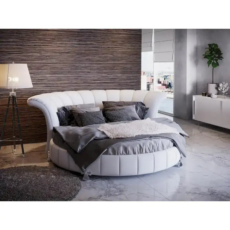 Rundes Kingsize-Bett aus weißem Kunstleder